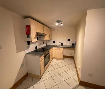 1 bedroom flat to rent - Photo 3