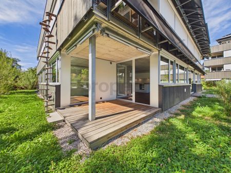 Neubau von 2023 mit Fussbodenheizung: Barrierefrei mit Aufzug, EV-Ladestation und tiefen Nebenkosten - Photo 5