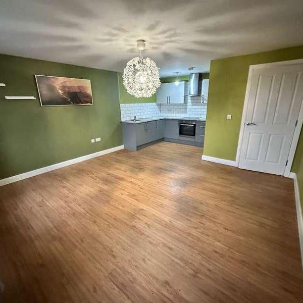 Saint Phillips Drive, Oldham, OL2 - Photo 1