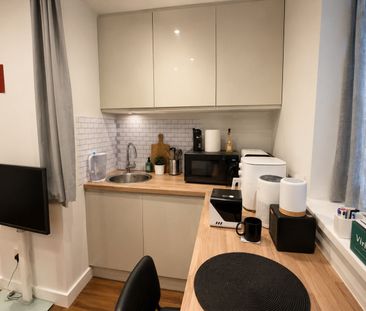 Studio Flat, Bristol Gardens, W9 - Photo 3