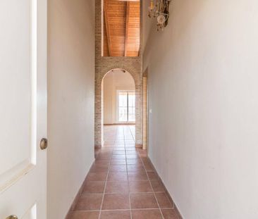 Luxury 6 room Detached House for rent in L'Ènova, Valencia - Photo 4