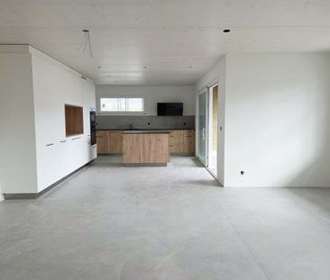 Appartement NEUF de 4.5 pièces à CHF 2'550.- charges/élec. compris - Foto 2