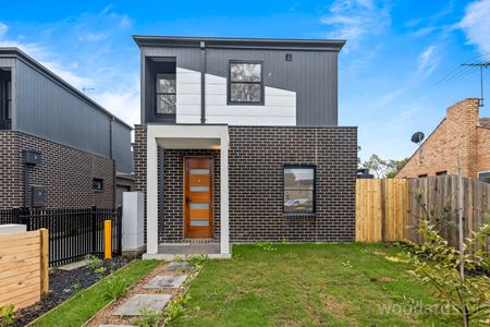 Experience Modern Comfort in this Near New Two-Bedroom Townhouse - Photo 5