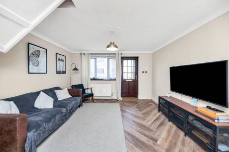 2 bedroom terraced house to rent - Photo 2