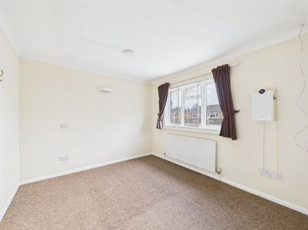 Ingleside, Colnbrook, Slough,SL3 - Photo 3