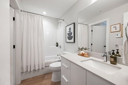 1 Bedroom - Photo 5