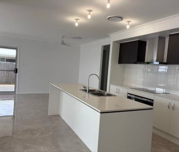2 Aquilla Rise, South Ripley - Photo 6