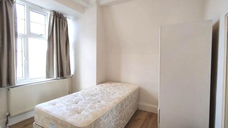 2 bedroom flat to rent - Photo 5