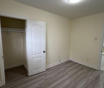 For Lease - 1032 Mud Street, Hamilton, Ontario - Photo 5