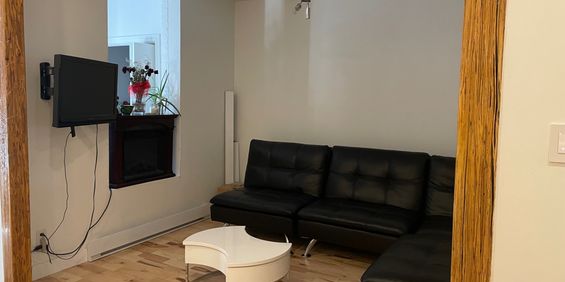 Bel Appartement Sur Deux étages - Photo 3