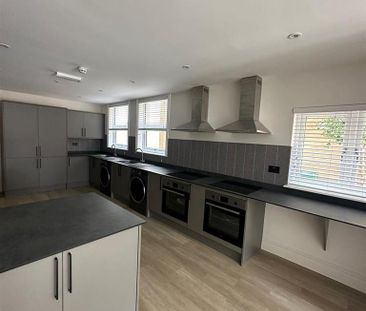 1 bedroom in a house share to rent - Photo 6