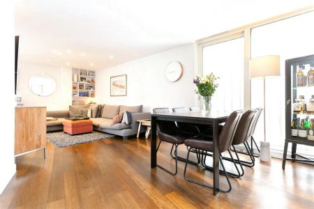 2 bedroom flat in De Beauvoir - Photo 5