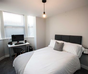 3 bedroom apartment to rent - Photo 5