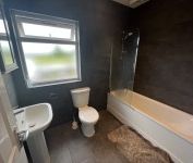 1 bed Room in Shared House - To Let - Photo 6