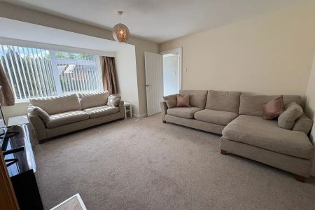 Cumberland Close - Photo 2