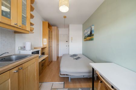 Studio Flat, Claverton Street, SW1V - Photo 3