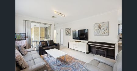 Easy care 3 bedroom 2 bathroom plus study family home in great location! - Photo 3