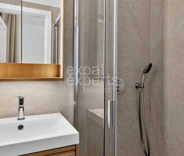 Slnečný 2i byt 64m2, A/C, po kompletnej rekonštrukcii, Staré Mesto – Fotografia 4