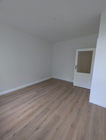 ++SCHICKE 3-R. WHG+M. BALKON+DUSCHBAD M. FENSTER+!!+++ - Foto 5