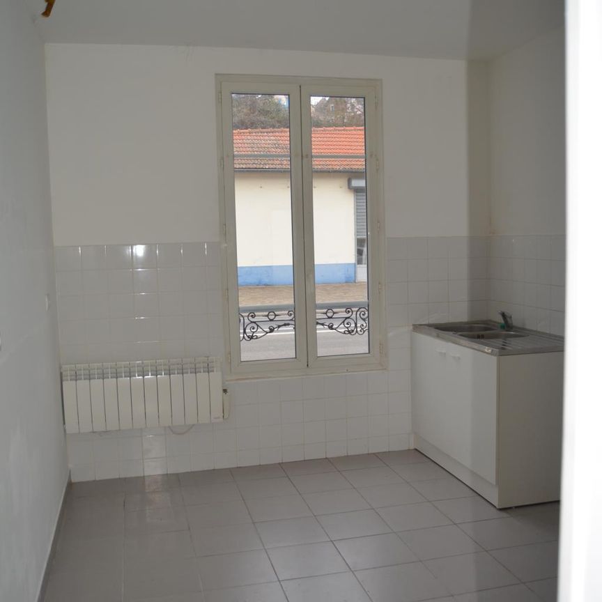 Location Appartement 2 pièces 38m² HARDRICOURT 78250 - Photo 1