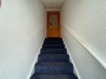 Croftfoot Road, Croftfoot | £895 Monthly - Photo 2