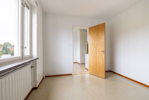 Östermalmsvägen, Finspång - Photo 1