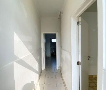 Onze-Lieve-Vrouwestraat 3, 8870 Izegem - Photo 3