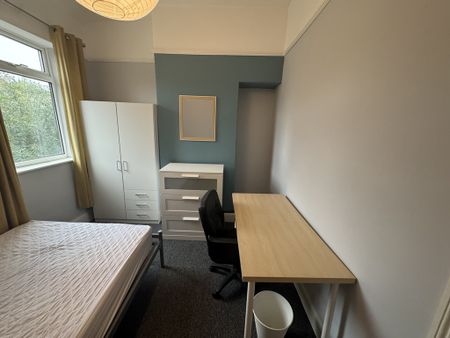 Upper Newborough Street, Burton Stone Lane - P10525 - Photo 2