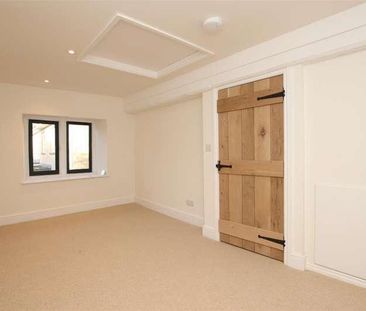 Bradford Road, Atworth, SN12 - Photo 6