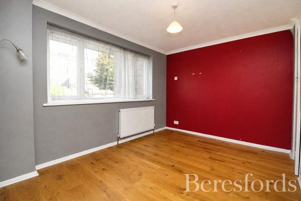 4 bedroom terraced house to rent - Photo 1