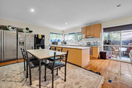 “SHARED HOUSE IN PRIME FOOTSCRAY LOCATION” - Photo 4