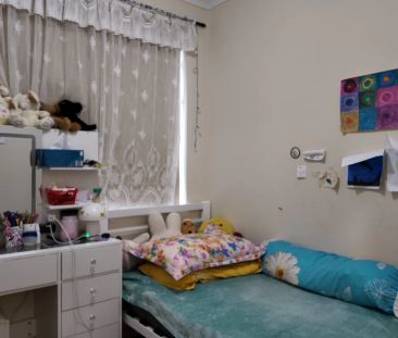 Modern 3-Bedroom Home in a Quiet, Convenient Location - Photo 6