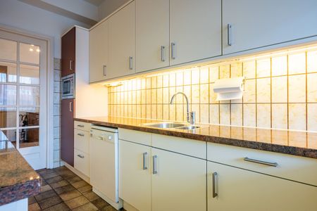 Appartement te huur: Offenberglaan 1-37 2594 BM Den Haag - Foto 4