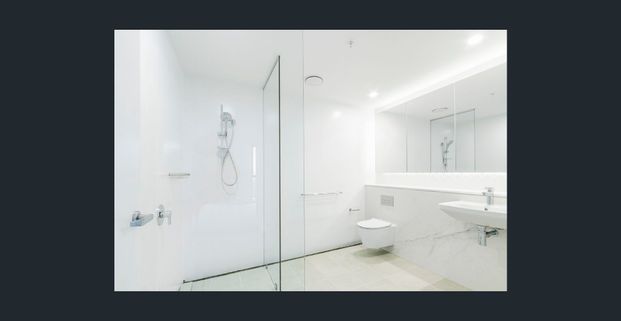 Luxury 2 Bedrooms Apartment in Prime Location - Photo 1