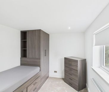 4 bedroom detached house to rent - Photo 6