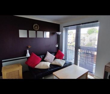 1 Bed Flat, Whiteadder Way, E14 - Photo 1