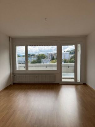 Schöne 3.5 Zimmerwohnung in Ostermundigen zu vermieten ! - Photo 1
