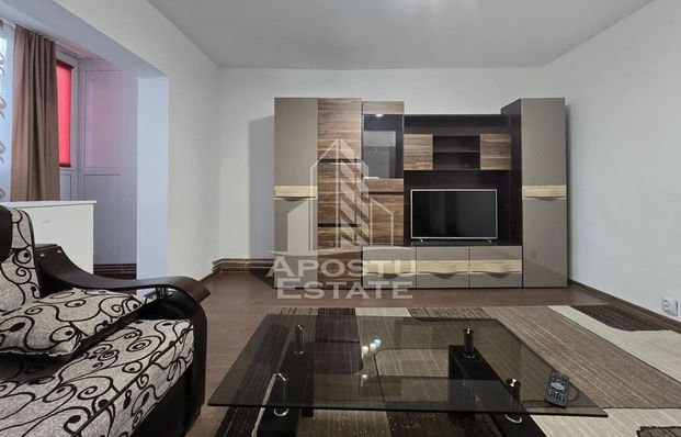 Apartament 4 camere , centrala proprie, Etaj Intermediar , Lipovei - Fotografie 1