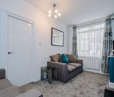 1 bedroom in a house share to rent - Photo 6