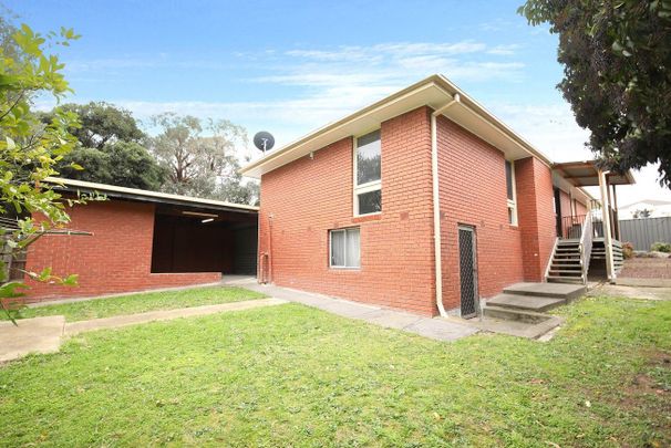 43 Wetherby Road, Doncaster VIC 3108 - Photo 1