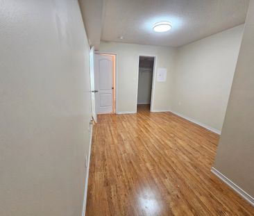 For Lease - 2488 Post Road Unit# 21, Oakville, Ontario - Photo 3