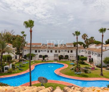 Alquiler de chalet pareado en Avenida de las Golondrinas - Photo 6