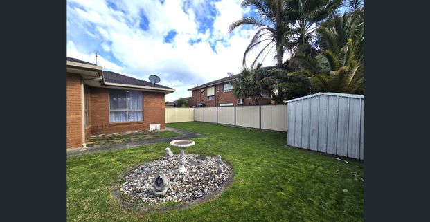 Spacious Family Home in Prime Berwick Location - Photo 1