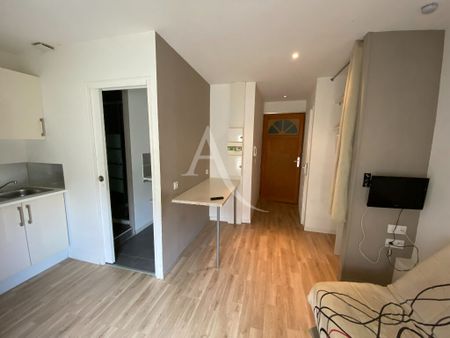 Location Appartement 1 pièce 17m² - Photo 4