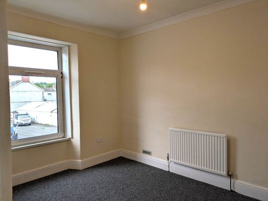 Swansea Road, Llanelli, Carmarthenshire, SA15 3AZ - Photo 1