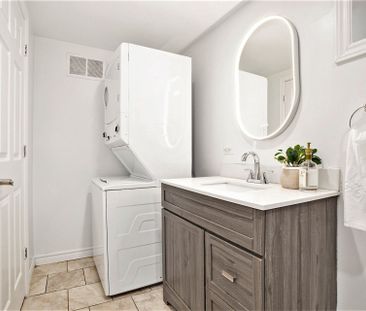 For Lease - 33-B Majestic Drive, South of Baseline to Knoxdale, Ont... - Photo 1