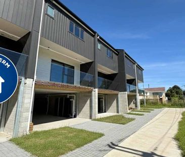 Brand New Stylish 3-Bed, 3-Bath - Photo 4