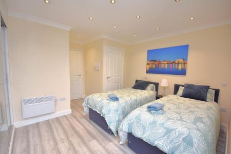 2 bedroom apartment to rent - Photo 5