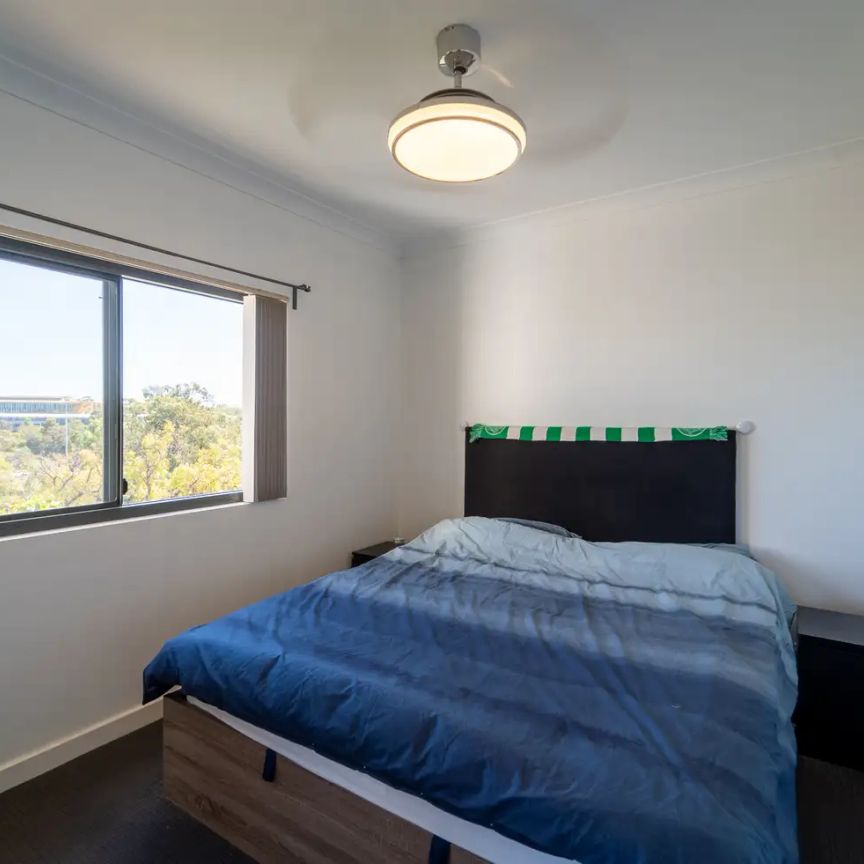 “Fully Furnished Double Storey Penthouse with Quality Goods & Furnishings. Quiet, Top Location nearby to many Amenities!” - Photo 1