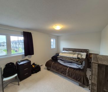 For Lease - 1005 Parabolica Way, Kanata, Ontario - Photo 6